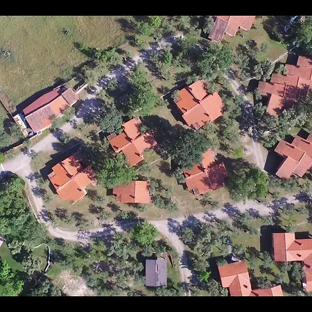 Aldea Vetonia Alojamientos Con Encanto Parque De Mascotas-No Se Aceptan En Julio Y Agosto- Varias Zonas Infantiles Y Deportivas 