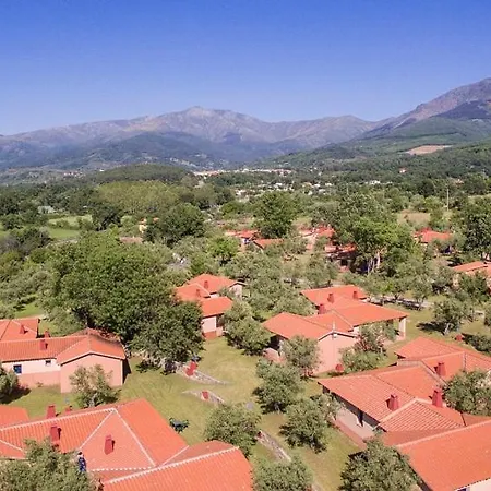 Complejo Aldea Vetonia Se Aceptan Mascotas Actividades Con Monitores Hasta El 8 De Septiembre