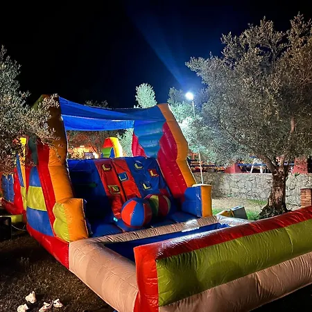 Complejo Aldea Vetonia Se Aceptan Mascotas Actividades Con Monitores Hasta El 8 De Septiembre Apartment *