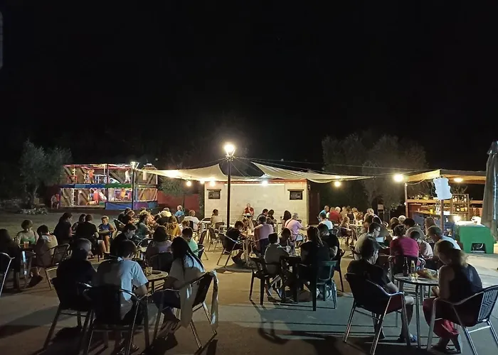 Aldea Vetonia Alojamientos Con Encanto Parque De Mascotas-No Se Aceptan En Julio Y Agosto- Varias Zonas Infantiles Y Deportivas 