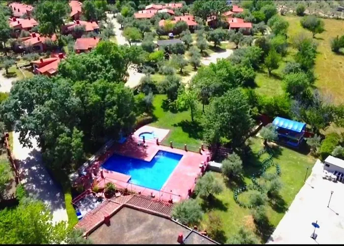 Aldea Vetonia Alojamientos Con Encanto Parque De Mascotas-No Se Aceptan En Julio Y Agosto- Varias Zonas Infantiles Y Deportivas 