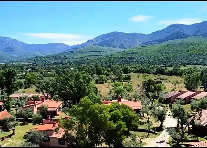 Aldea Vetonia Alojamientos Con Encanto Parque De Mascotas-No Se Aceptan En Julio Y Agosto- Varias Zonas Infantiles Y Deportivas 