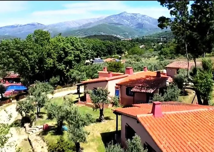 Aldea Vetonia Alojamientos Con Encanto Parque De Mascotas-No Se Aceptan En Julio Y Agosto- Varias Zonas Infantiles Y Deportivas 